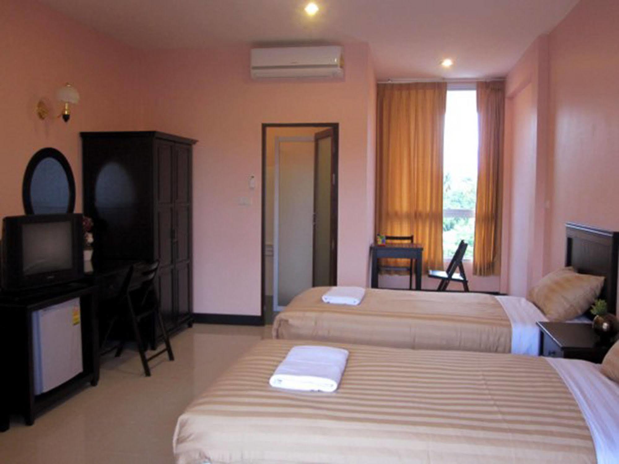 The Victory Hotel Ban Muang Daeng Luaran gambar