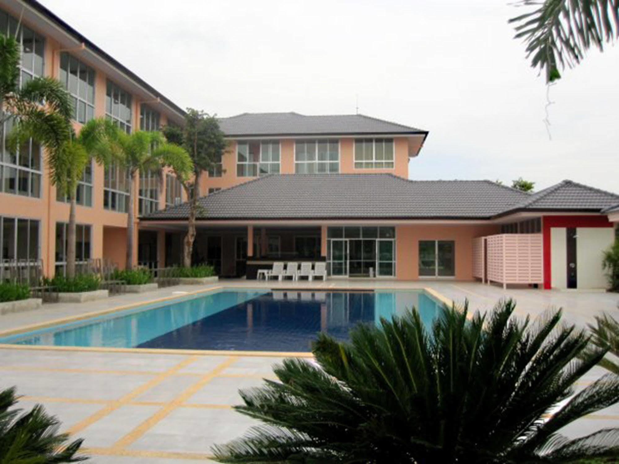 The Victory Hotel Ban Muang Daeng Luaran gambar